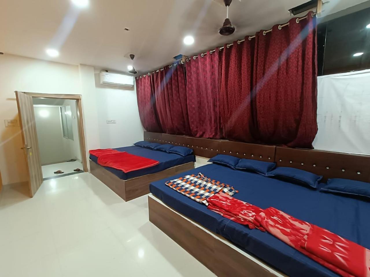 Shree Sawariya Yatri Grah Hotel Ujjain Bagian luar foto